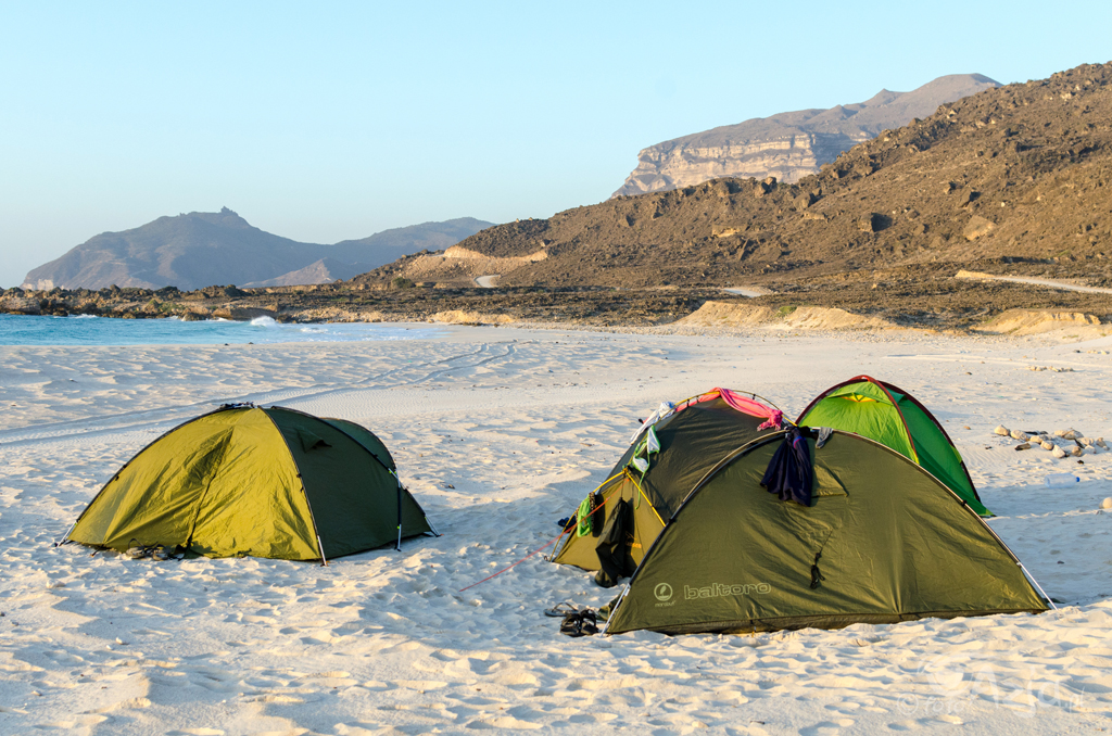 obóz na plaży Al Fazayah